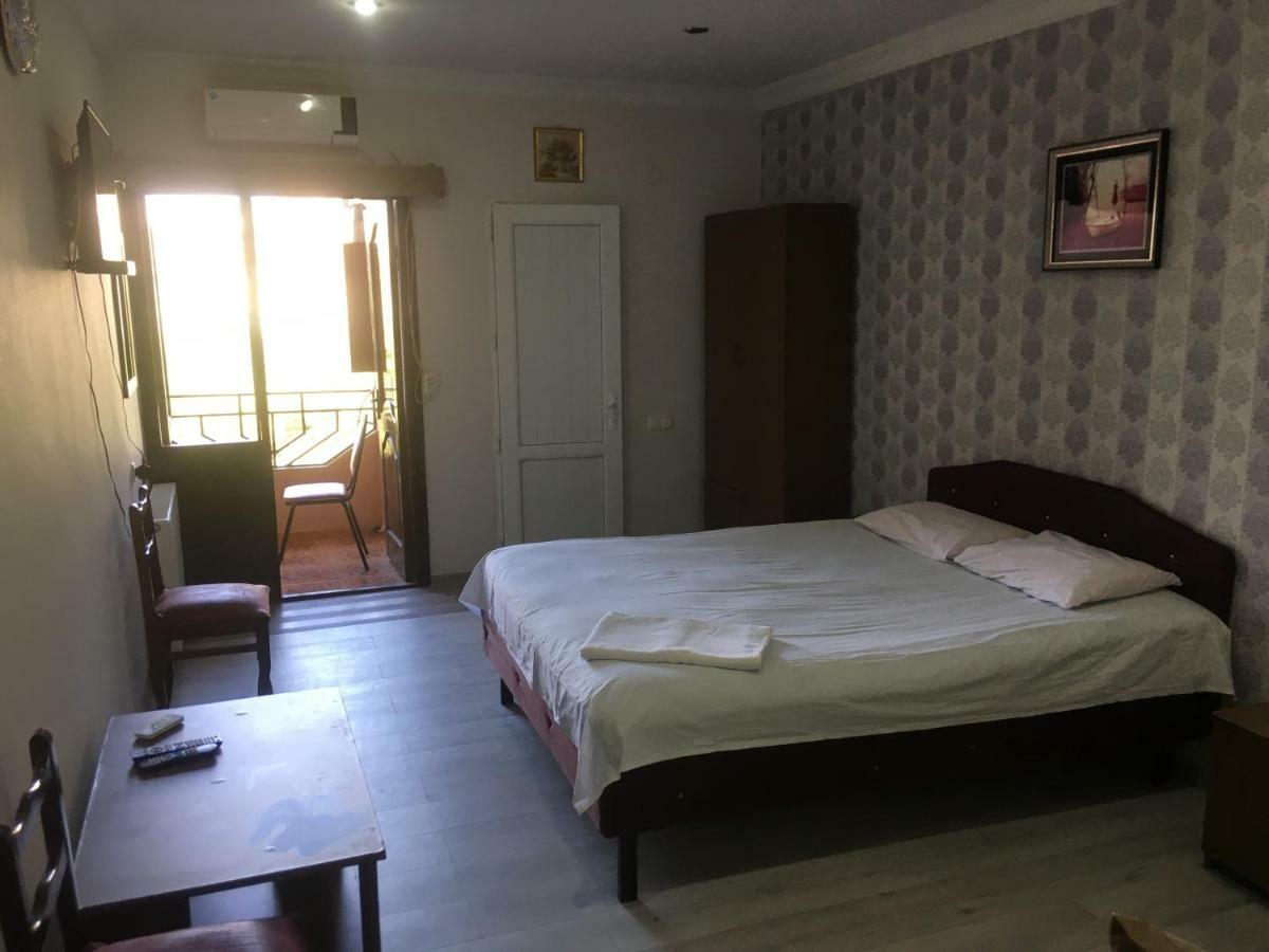 Hotel Texas Tiflis Dış mekan fotoğraf
